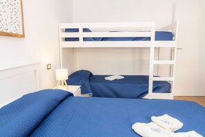 1 bedroom, iron/ironing board - La Maison - Creta superior apartment near the sea (Paola)