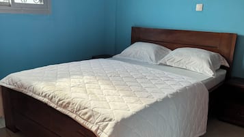 1 bedroom, iron/ironing board, WiFi (free), bed sheets