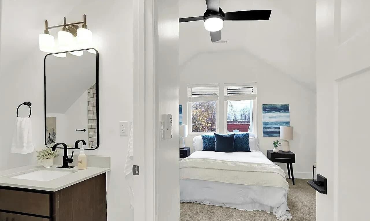 3 bedrooms, iron/ironing board, travel crib, WiFi