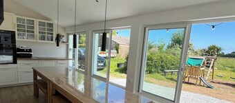 At Lulu & Pierrot • Renovated family home for 7 people, within walking distance of the beach