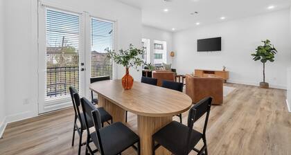 Modern 3BR Retreat Near East Downtown, Convention Center & Stadiums