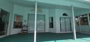 Terrace/patio - Sand and Sage: 3BR, 2BH, Heated Pool, Fenced Yard (Spring Hill)