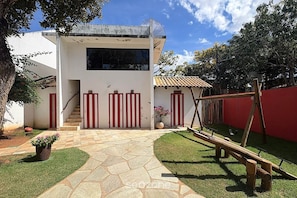 Basic Studio | Exterior