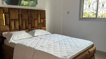 2 Schlafzimmer, Bügeleisen/Bügelbrett, WLAN, Bettwäsche