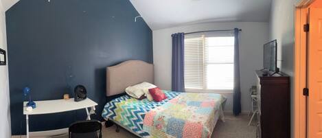 5 habitaciones, tabla de planchar con plancha y wifi gratis