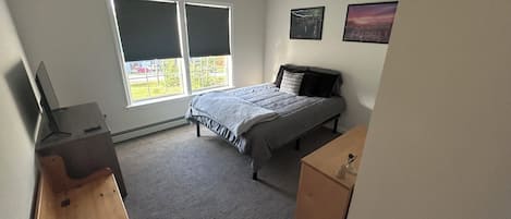 3 bedrooms, free WiFi, bed sheets