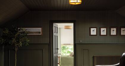 Luxury eight person farmhouse in North Berwick | Golf | Families | Countryside