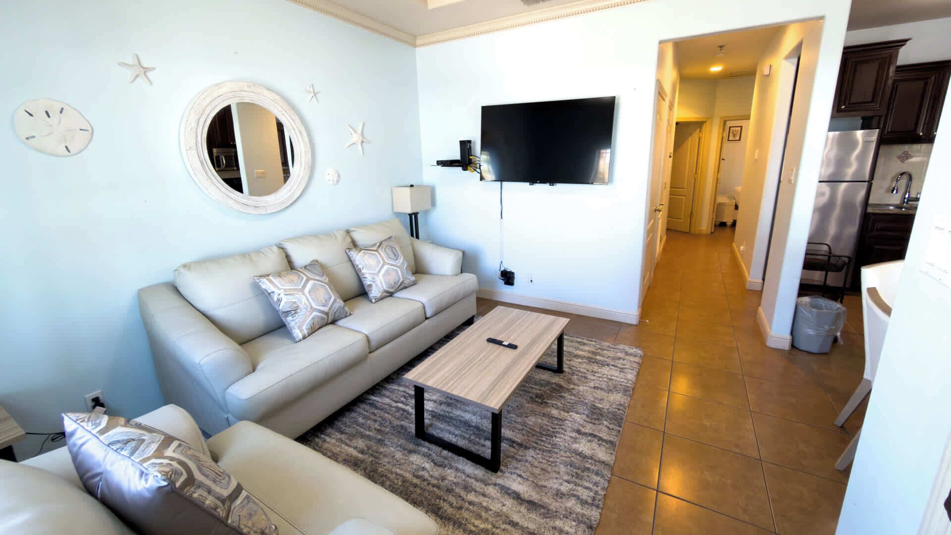 Apartment, Multiple Beds, Pool View (Retreat on Pike) | Living area