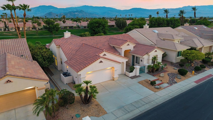 Palm & Par by Avantstay Golf Views + Patio BBQ Mins to Indian Wells
