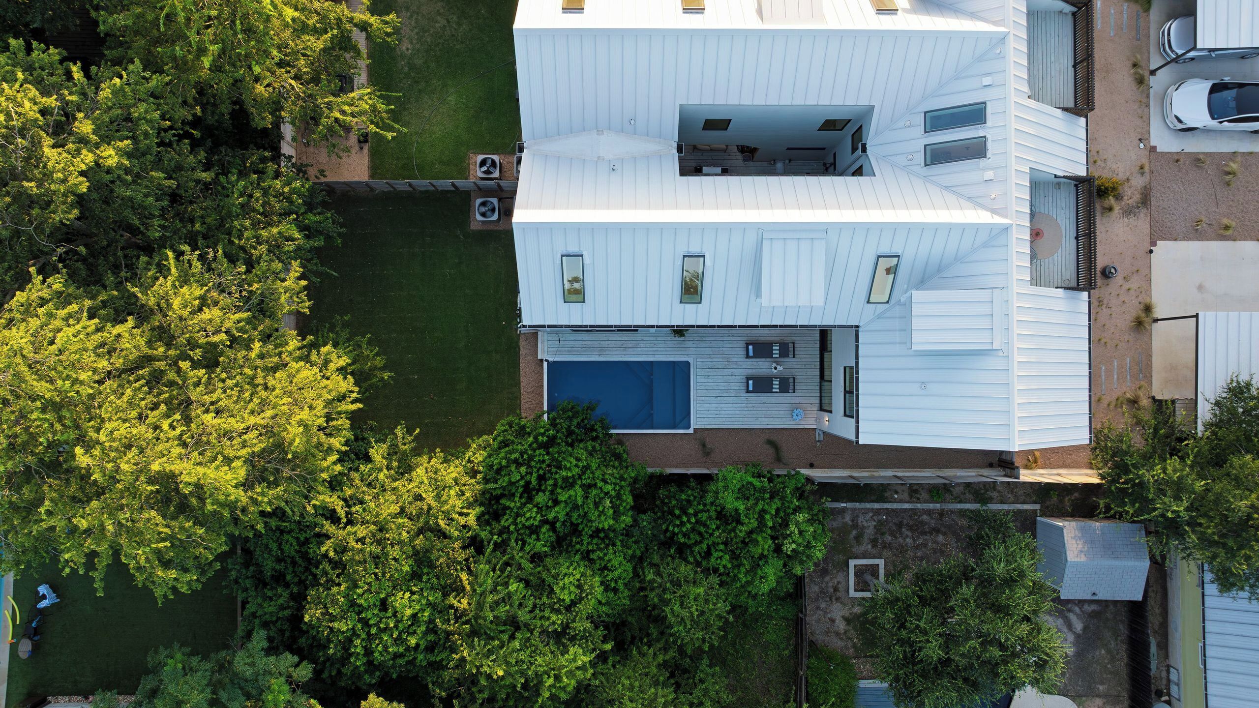 House (6 Bedrooms) | Interior