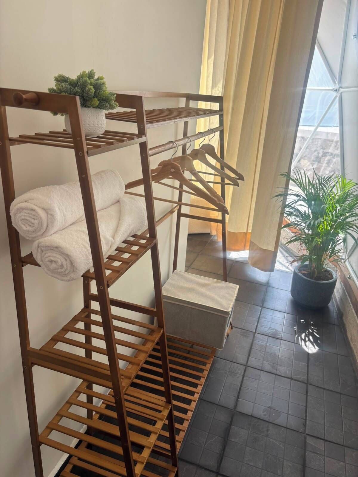 Comfort Quadruple Room, Garden View | Interior