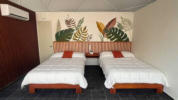 Comfort Quadruple Room, Garden View | WiFi (free)