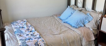 1-bed tiny home in Abilene. Minutes from data center, horse pasture available.