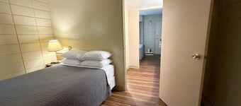 Good Knight Inn Motel