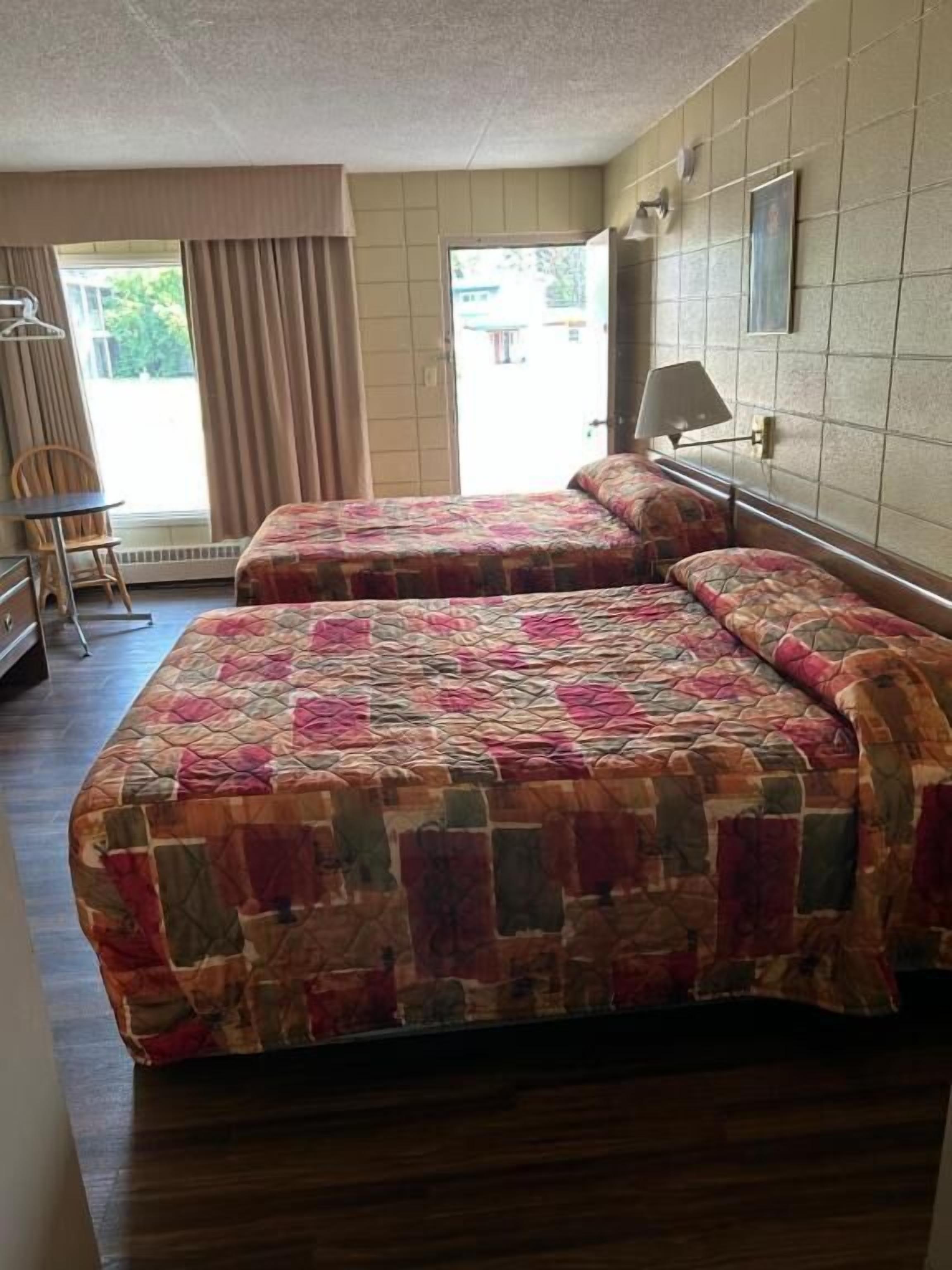Standard Room, 2 Queen Beds