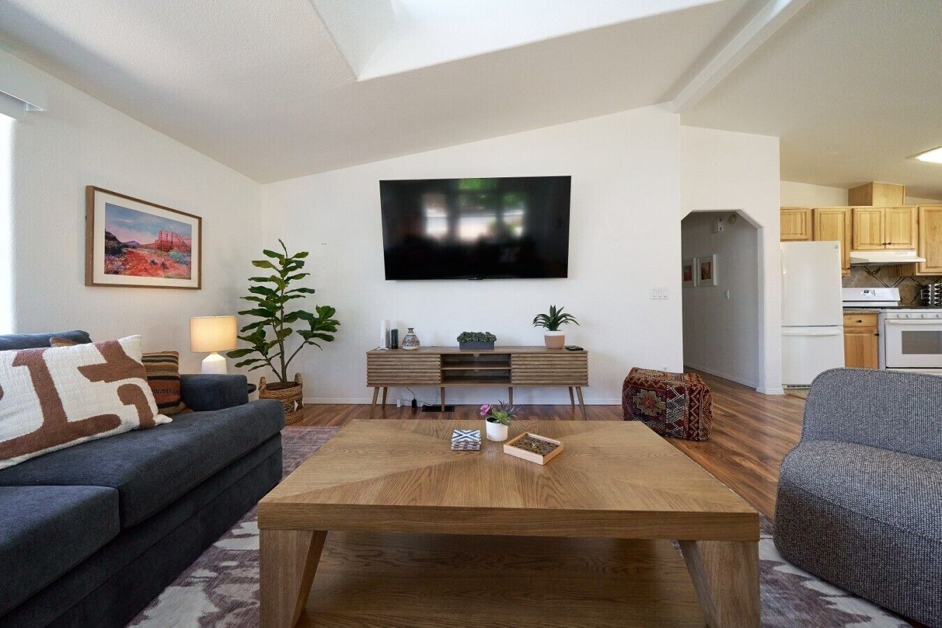 Fernseher, Tischtennisplatte