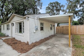 Exterior - (Beaufort)