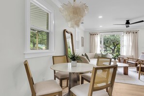 Dining - (Beaufort)
