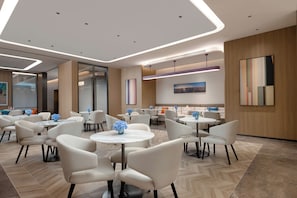 Restaurant - Holiday Inn Express Shanghai North Bund Riverside By Ihg (Shanghai)