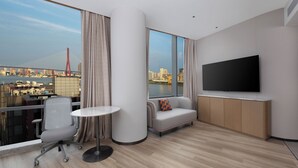 Suite (Hollywood) | Cobrellits, escriptori i espai de treball apte per a portàtils 
