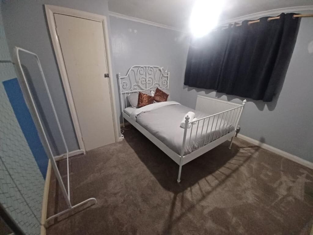 Deluxe Double Room, Garden View | Blackout curtains, iron/ironing board, free WiFi