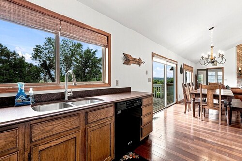 3 Bed, 2 Bath Spacious Galena Home
