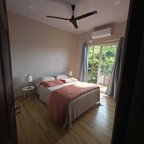 Comfort House, Mountain View | WiFi (free) - Casa Congo Tamarindo  (Villareal)