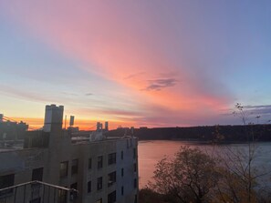 Miscellaneous - Cozy 1-bedroom New York apartment with Hudson River views (New York)