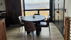 Dining - Chelan Ridge (Chelan)