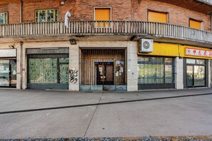 Exterior detail - Casa Toli Padua - Self-Check-In, Wi-Fi, 2 Minutes from the Train Station (Padova)
