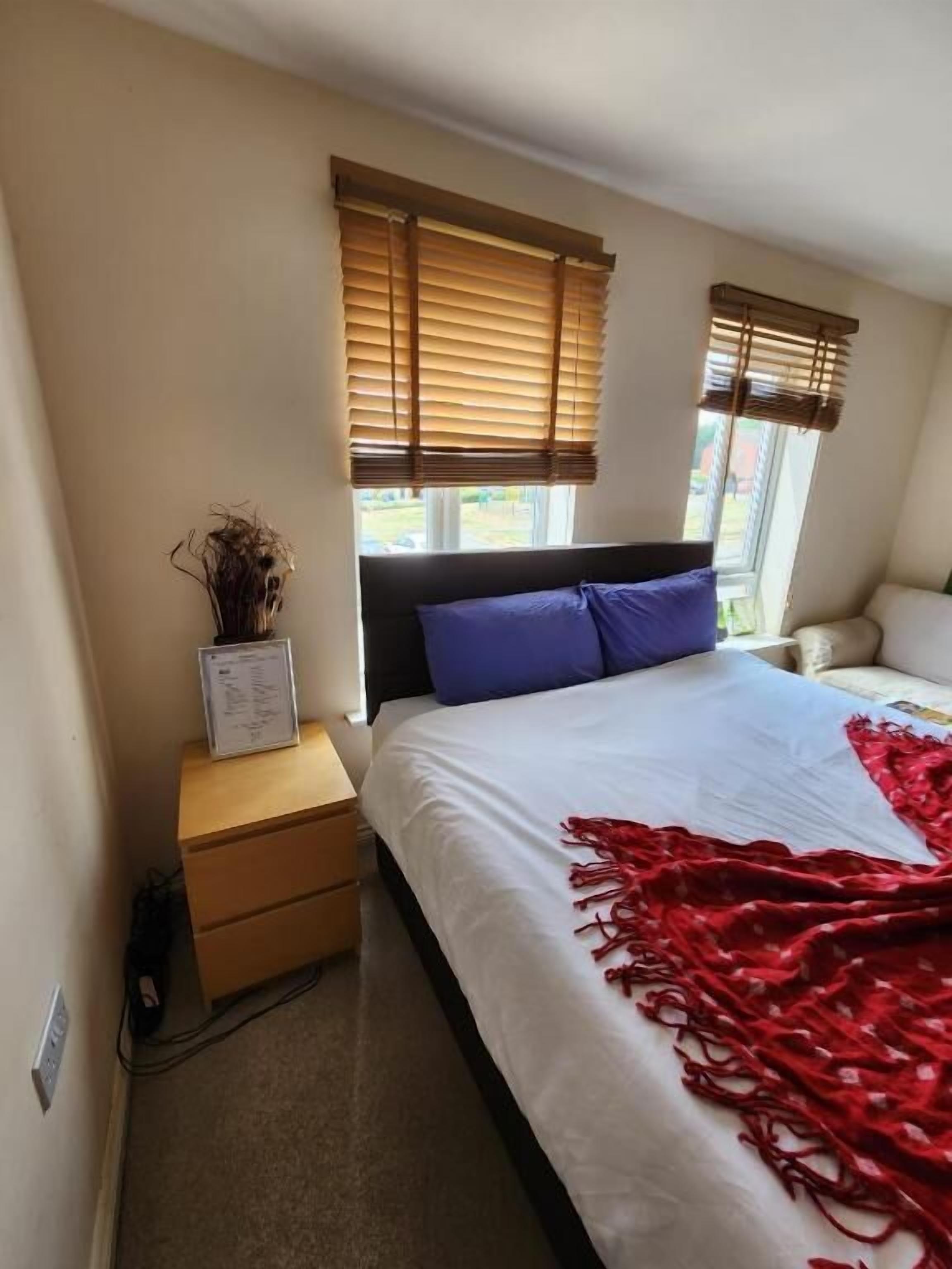 Soundproofing, iron/ironing board, free WiFi