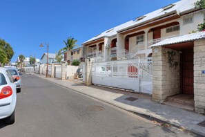 Exterior - Le Mosala 1 - Climatisation - Vue mer (Saint-Leu)