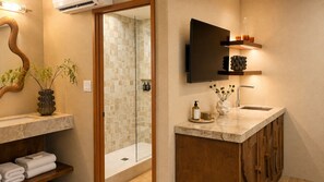 Bathroom - Ebb Tide (San Diego)