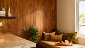 Studio, 1 giường cỡ king, không hút thuốc | Truy cập Internet không dây miễn phí, bộ trải giường 