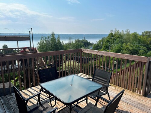 Semi-detached home with a view of the river