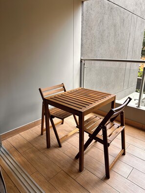 Outdoor dining - Near Provence • 24/7 Security Balcony• Fast Wi-Fi (Medellín)