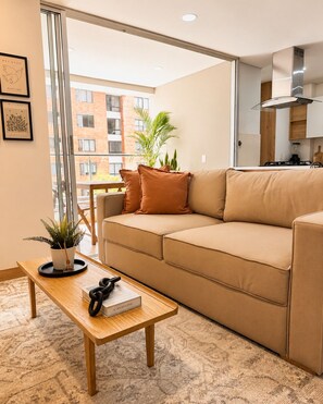 Living area - Near Provence • 24/7 Security Balcony• Fast Wi-Fi (Medellín)