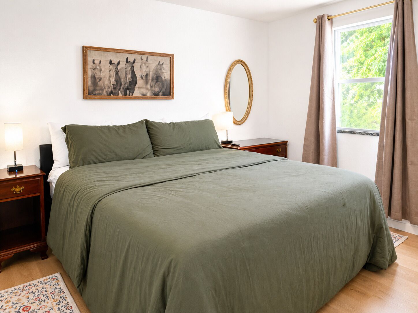 2 habitaciones, tabla de planchar con plancha y wifi gratis 
