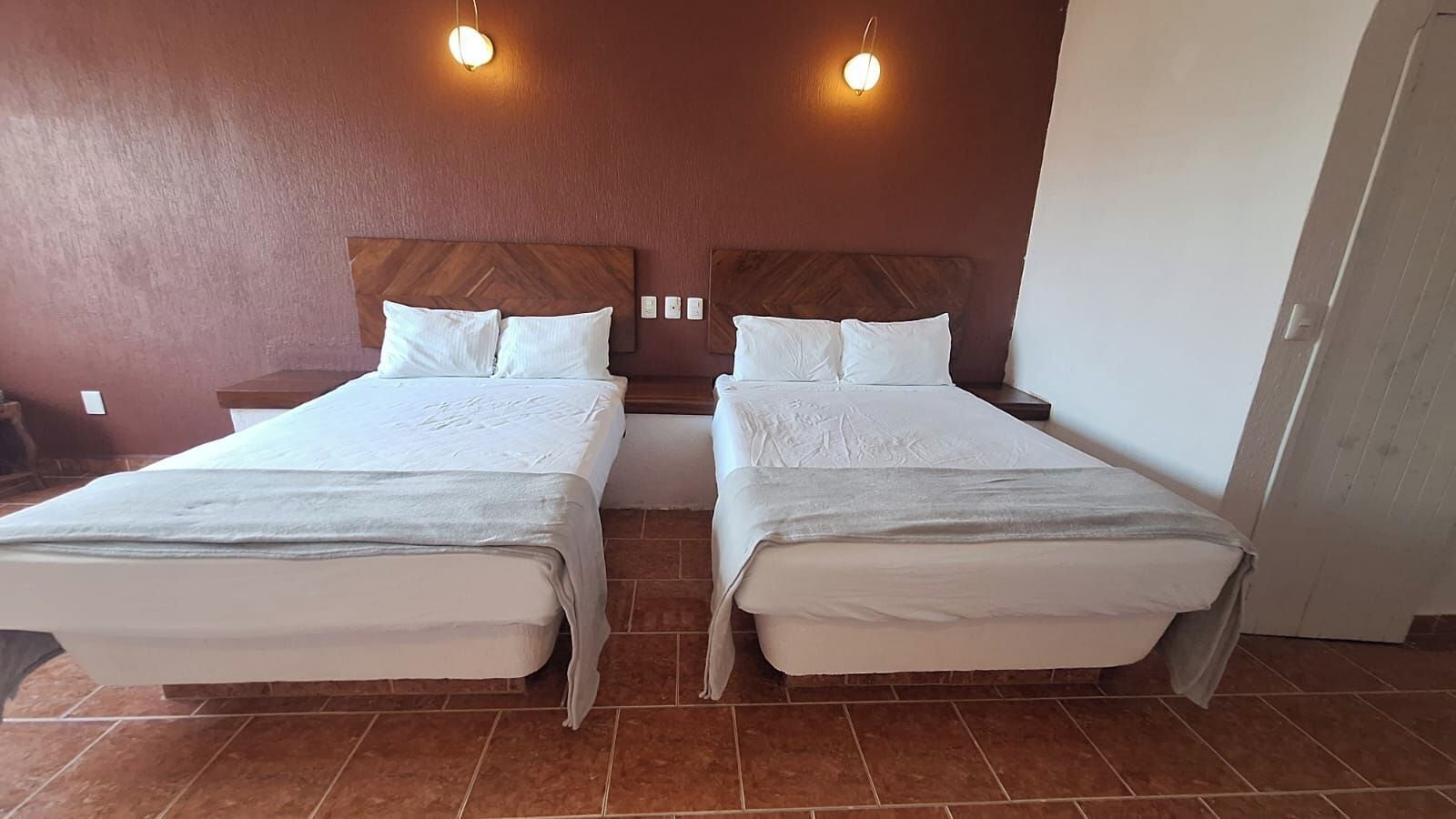 Classic Room | Free WiFi