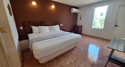 Hotel Rolovi Cancun