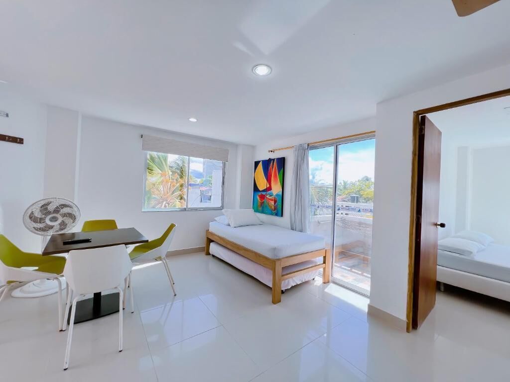 Appartamento Comfort, balcone, vista mare | Una scrivania, Wi-Fi gratuito