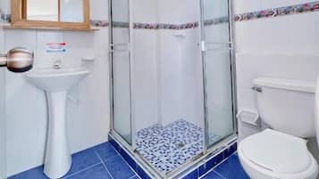 Shower, towels