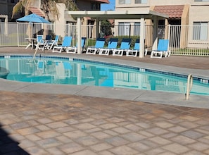 Pool - Luxe & Vibes- Festivals • Golf • Tennis (Indio)