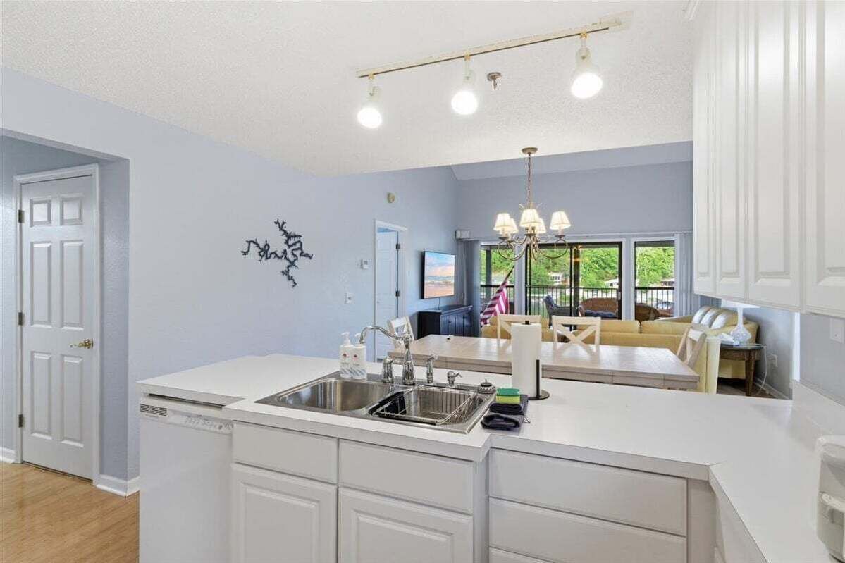 Condo, Multiple Beds, Patio (Captain's Hideaway) | Private kitchen