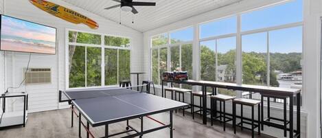 Spielezimmer