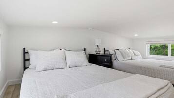House, Multiple Beds, Patio (Oasis at Hillstone) | 1 bedroom