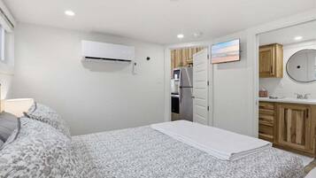 Casa, varias camas (Oasis at Hillstone) | 1 dormitorio, decoración individual, mobiliario individual