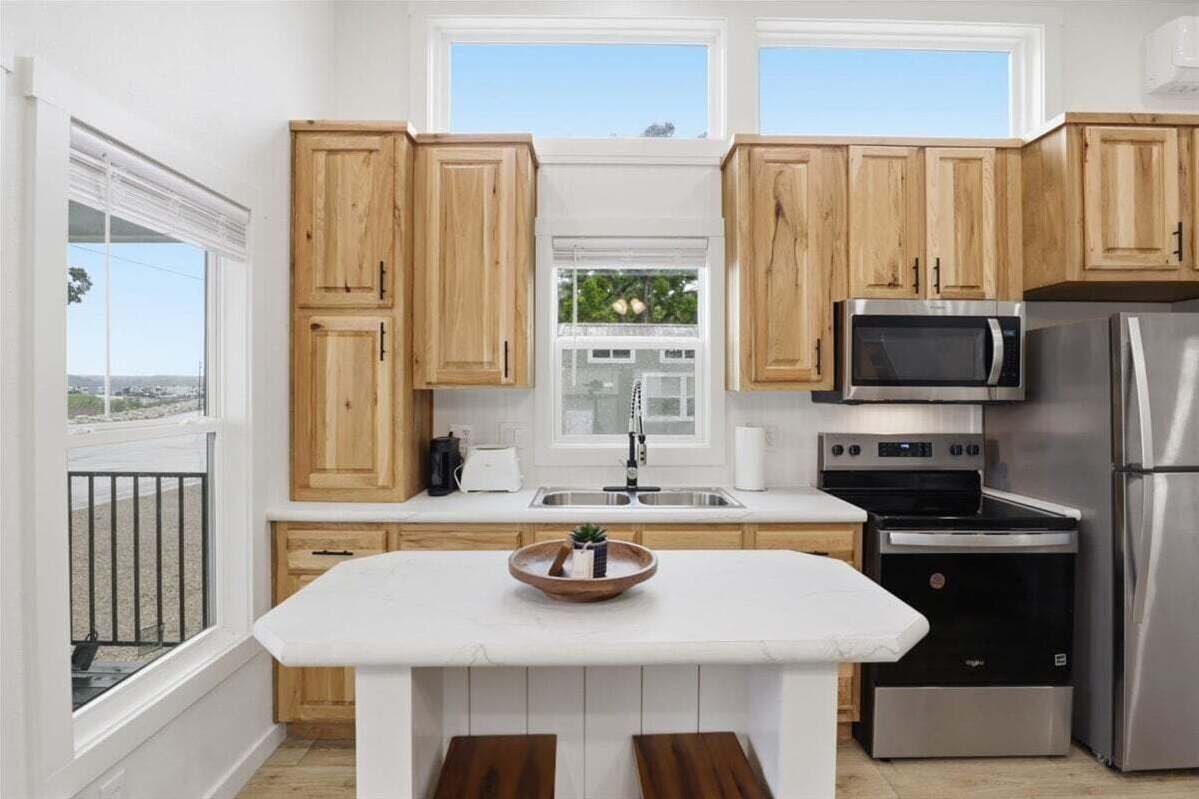 House, Multiple Beds, Patio (Oasis at Hillstone) | Private kitchen