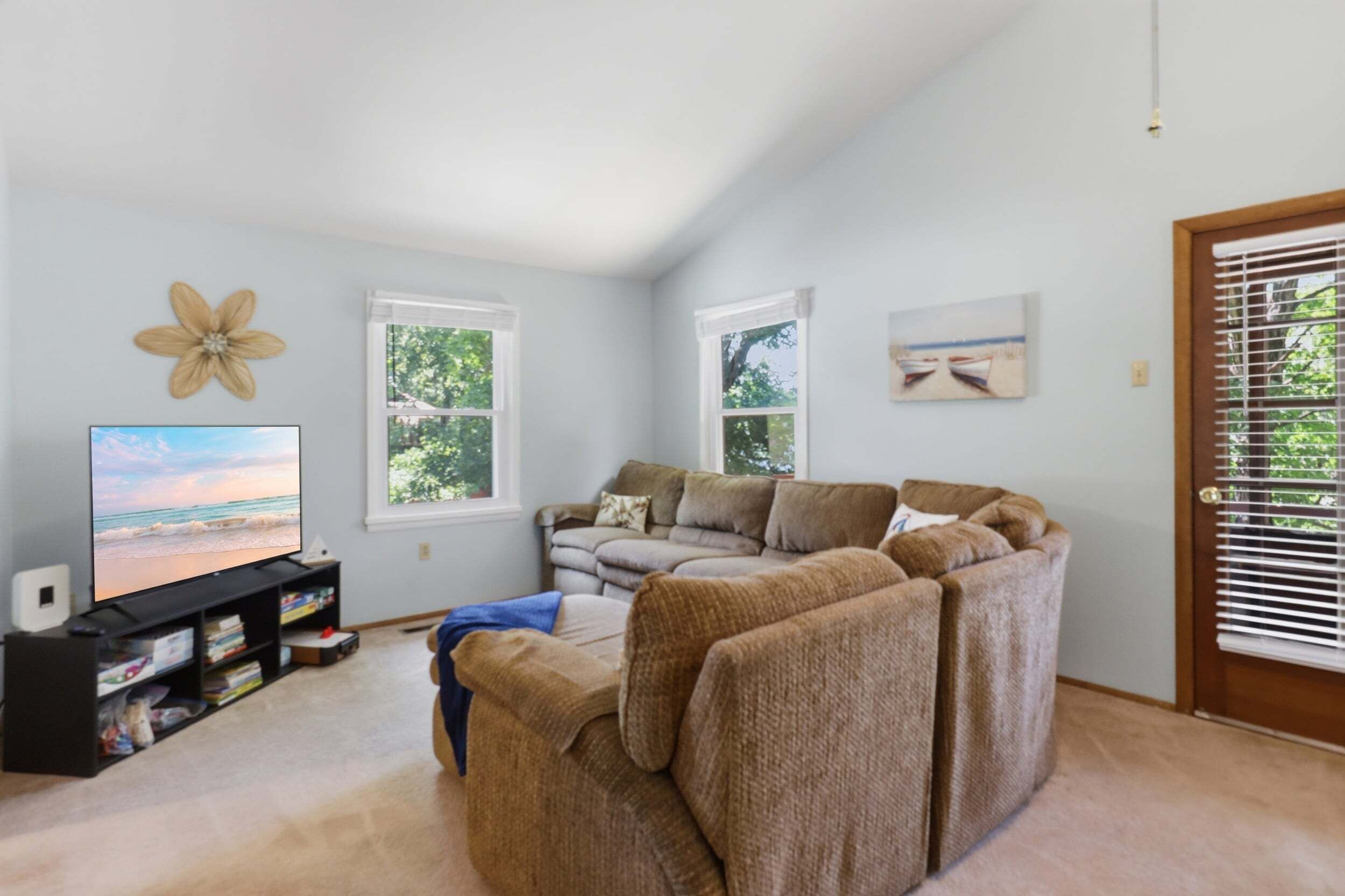 House, Multiple Beds (Golden Beach Getaway) | Living area
