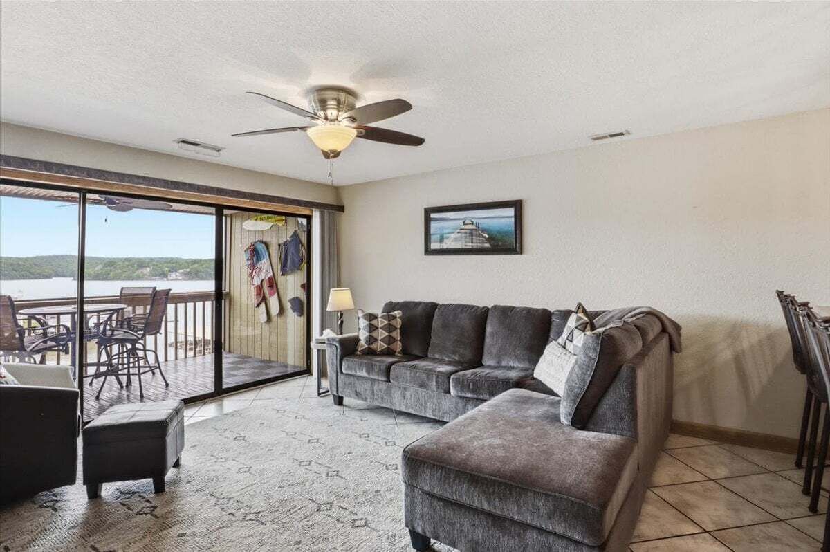 Condo, Multiple Beds, Patio (Bay Point Bliss) | Living area